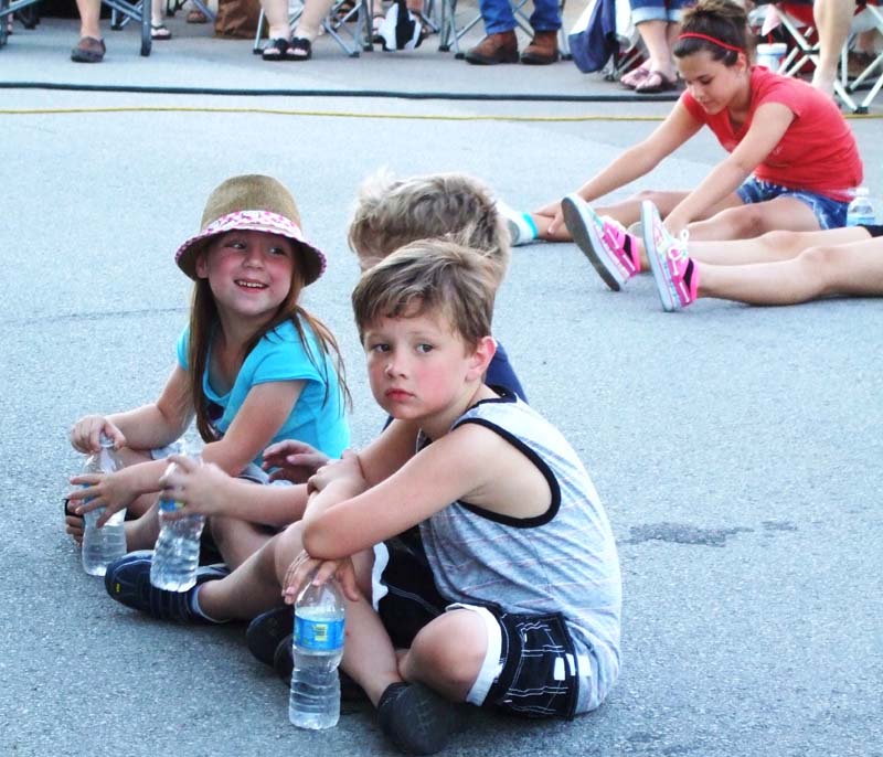 photo of fans at Josh Weathers Band Concert